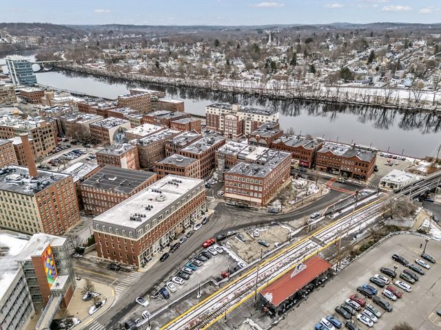 80 Wingate St 2F, Haverhill, MA 01832