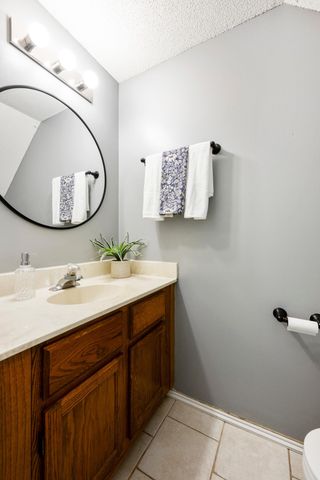 10658 Hummingbird Street NW, Coon Rapids, MN 55433