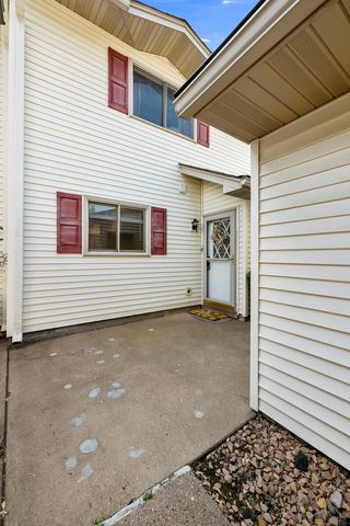 10658 Hummingbird Street NW, Coon Rapids, MN 55433