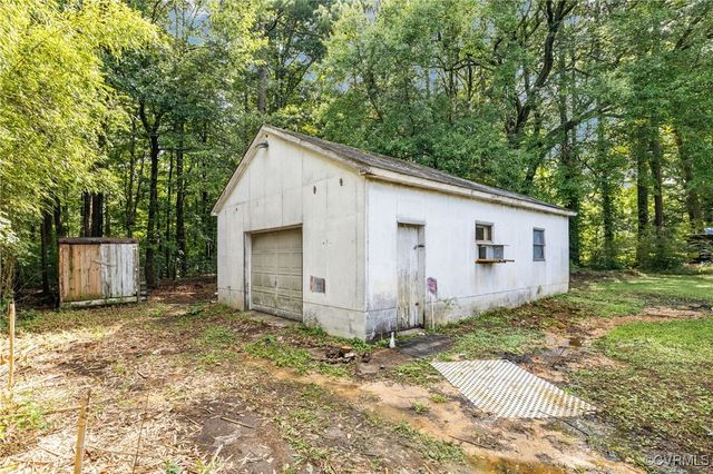 3253 Lakewood Rd, Glen Allen, VA 23060