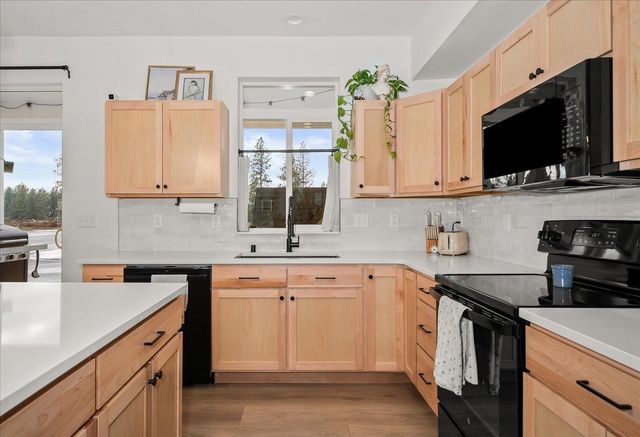 2716 S Sonora Dr, Spokane Valley, WA 99037