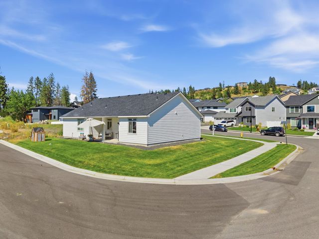 2716 S Sonora Dr, Spokane Valley, WA 99037