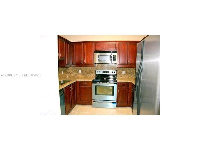 5271 SW 8th St 509, Coral Gables, FL 33134