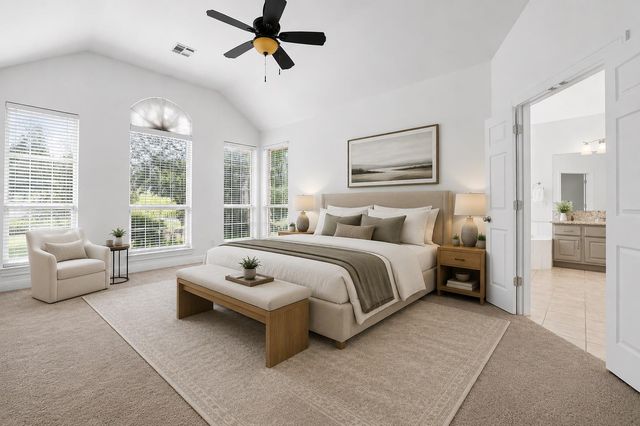 38 Tiburon DR, The Hills, TX 78738