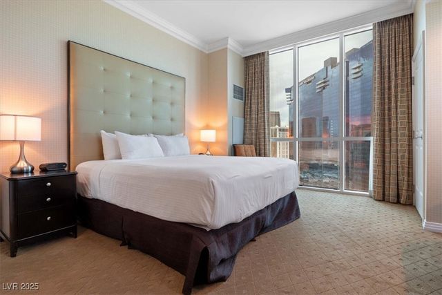 125 East Harmon Avenue 321, Las Vegas, NV 89109