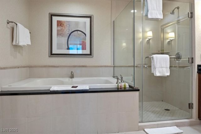 125 East Harmon Avenue 321, Las Vegas, NV 89109