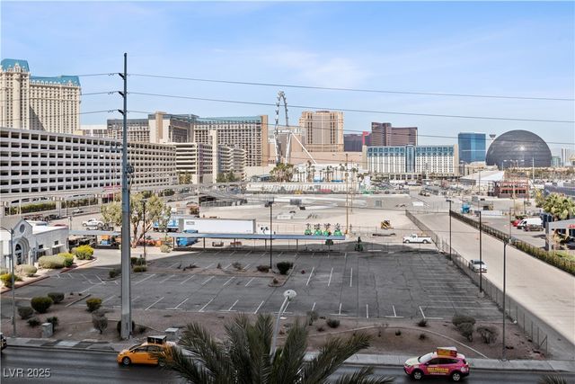 125 East Harmon Avenue 321, Las Vegas, NV 89109