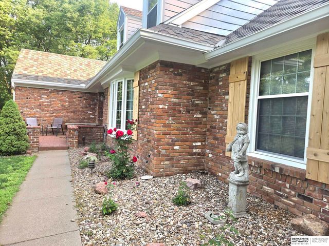 1924 W 8th Avenue, Plattsmouth, NE 68048