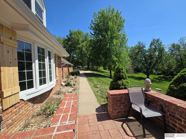 1924 W 8th Avenue, Plattsmouth, NE 68048