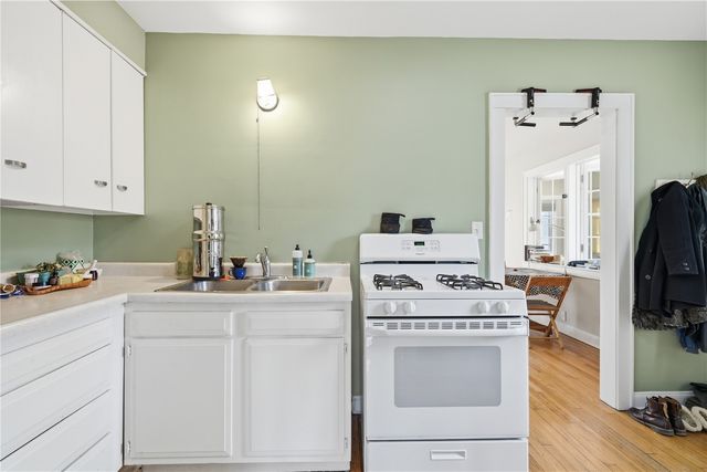 841-843 S Summit, Iowa City, IA 52245