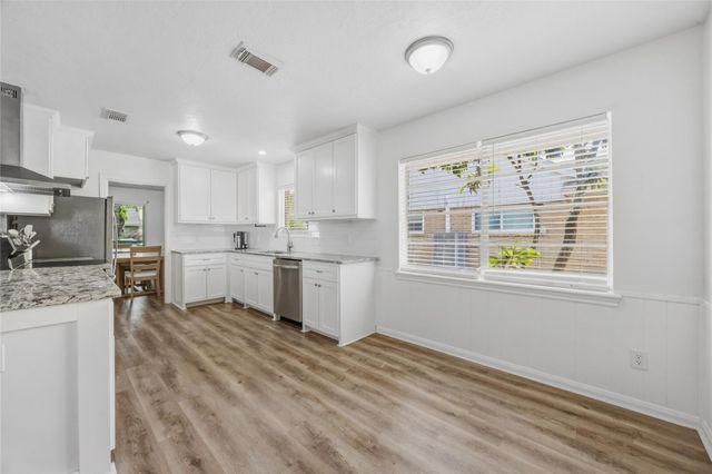 1103 Baymeadow Drive, Houston, TX 77062