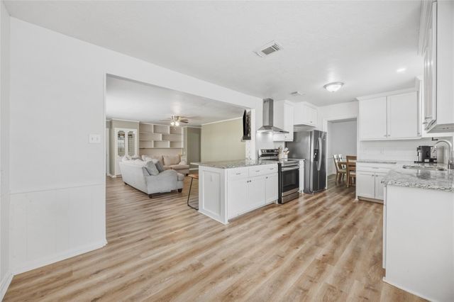 1103 Baymeadow Drive, Houston, TX 77062