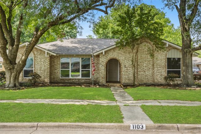 1103 Baymeadow Drive, Houston, TX 77062
