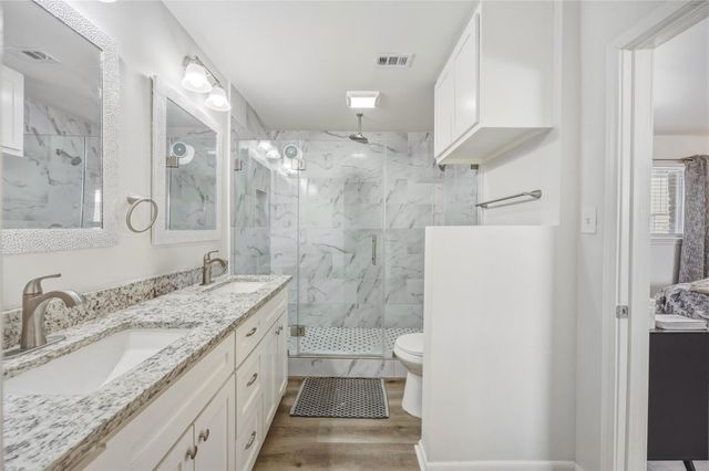 1103 Baymeadow Drive, Houston, TX 77062