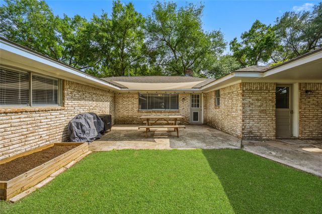 1103 Baymeadow Drive, Houston, TX 77062
