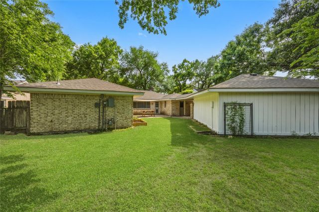 1103 Baymeadow Drive, Houston, TX 77062