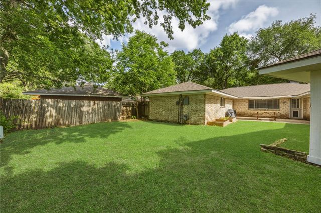1103 Baymeadow Drive, Houston, TX 77062