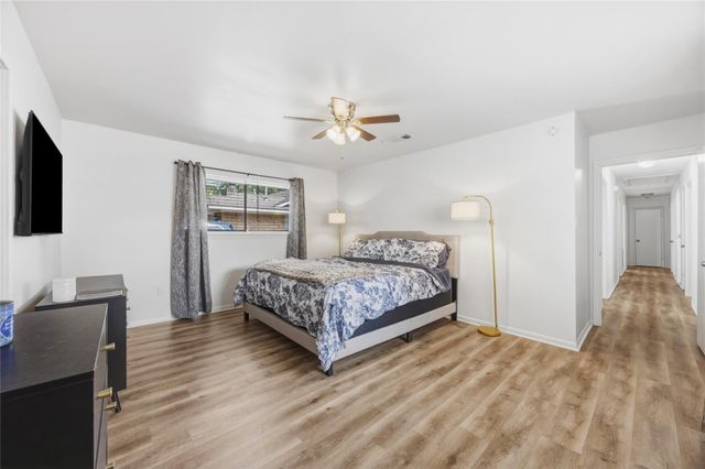 1103 Baymeadow Drive, Houston, TX 77062