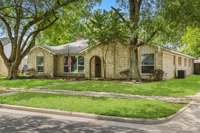 1103 Baymeadow Drive, Houston, TX 77062