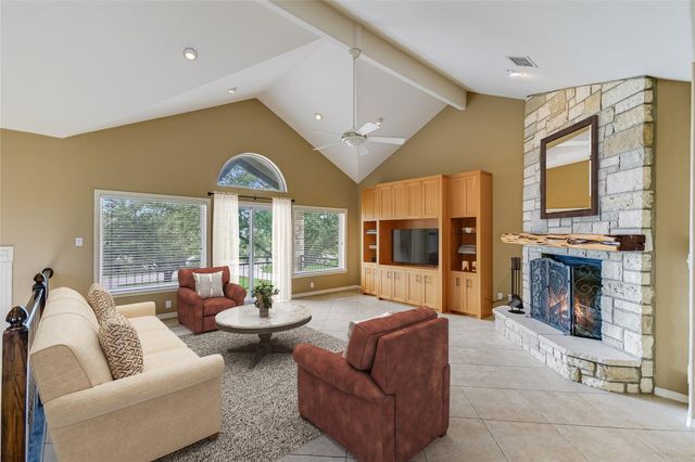 339 Quail Run CT, Spicewood, TX 78669