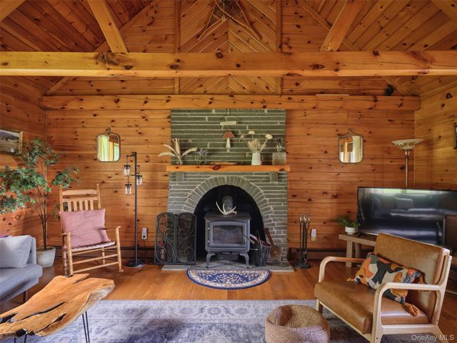 129 Elk Point Road, Livingston Manor, NY 12758
