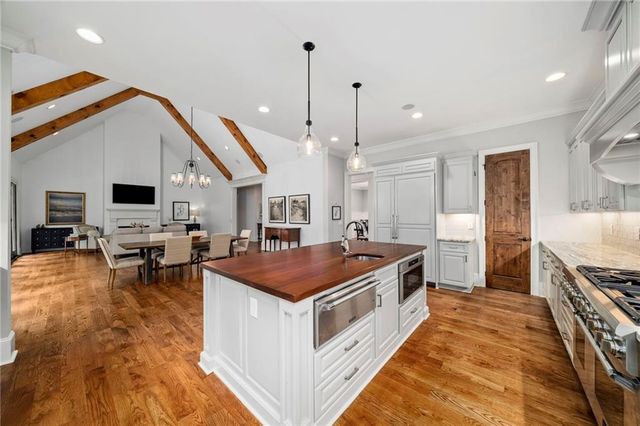 6321 Hunting Creek Road, Sandy Springs, GA 30328