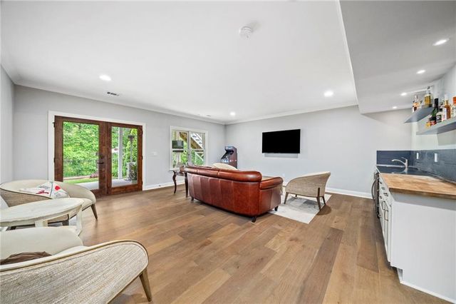 6321 Hunting Creek Road, Sandy Springs, GA 30328