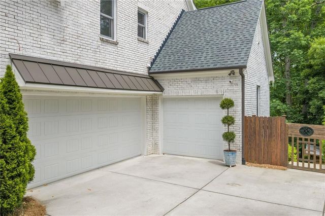 6321 Hunting Creek Road, Sandy Springs, GA 30328