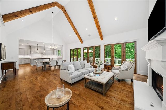 6321 Hunting Creek Road, Sandy Springs, GA 30328