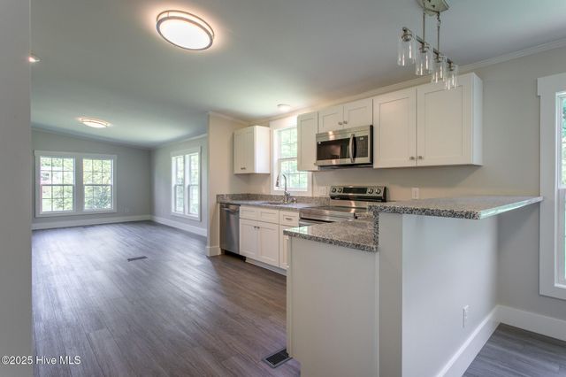 679 Deep Creek Road, Hertford, NC 27944