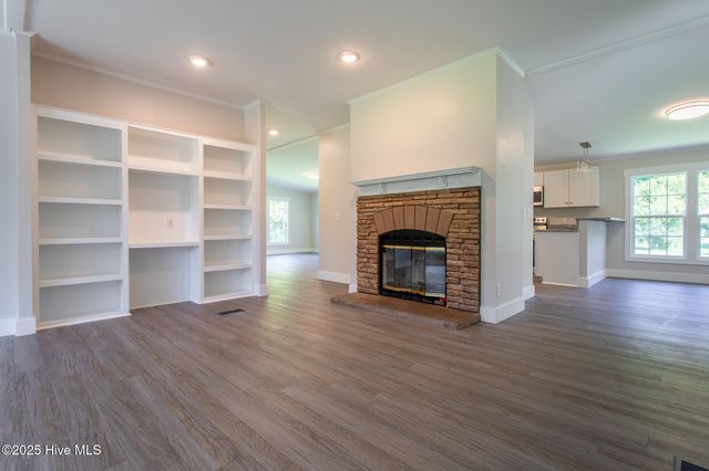 679 Deep Creek Road, Hertford, NC 27944