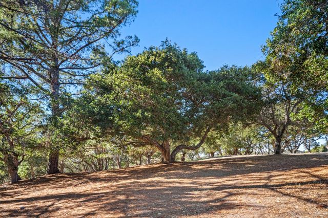 9 Corral Run, Carmel, CA 93923