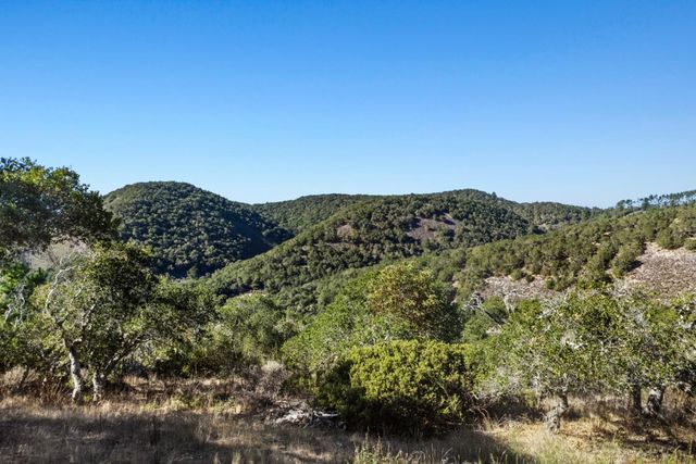 9 Corral Run, Carmel, CA 93923