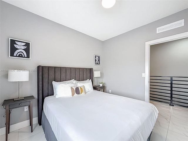 1220 NW 30th St, Miami, FL 33142