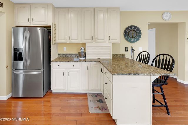 640 Park Avenue, Brielle, NJ 08730