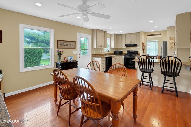 640 Park Avenue, Brielle, NJ 08730