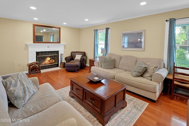 640 Park Avenue, Brielle, NJ 08730