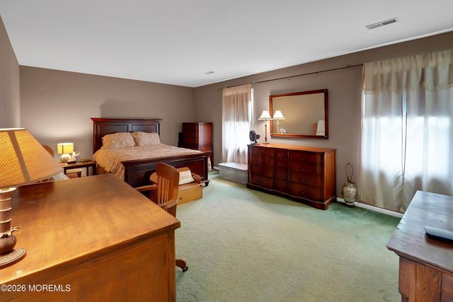 640 Park Avenue, Brielle, NJ 08730