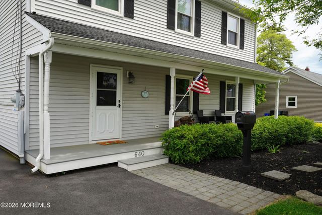640 Park Avenue, Brielle, NJ 08730