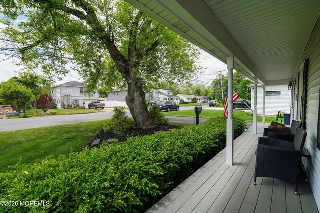 640 Park Avenue, Brielle, NJ 08730