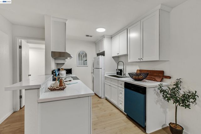 247 N Capitol Ave 280, San Jose, CA 95127