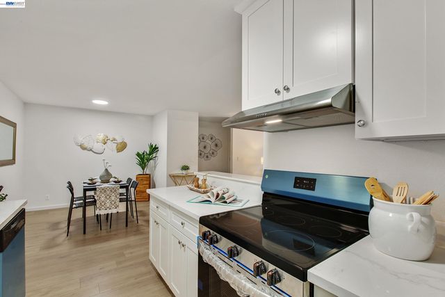 247 N Capitol Ave 280, San Jose, CA 95127