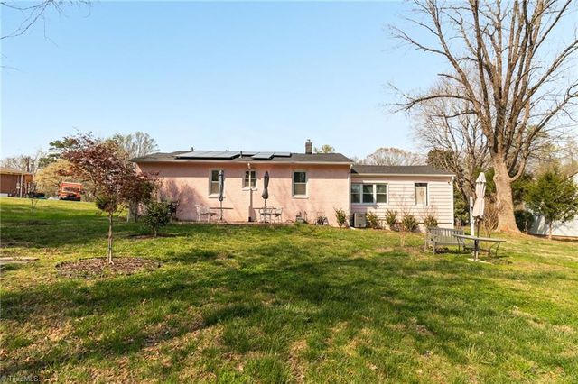 1904 Ashland Drive, Burlington, NC 27217
