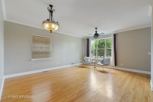 2042 W Warren Boulevard, Chicago, IL 60612