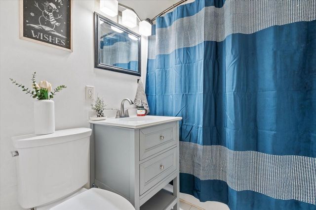 1606 Grove AVENUE, Racine, WI 53405