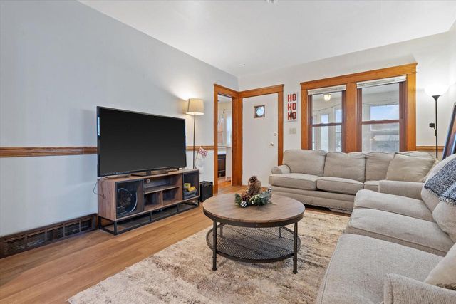 1606 Grove AVENUE, Racine, WI 53405