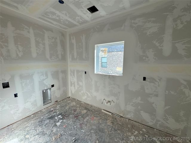 5814 E 127th Street S, Bixby, OK 74008