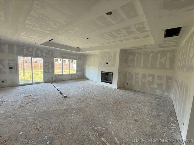 5814 E 127th Street S, Bixby, OK 74008