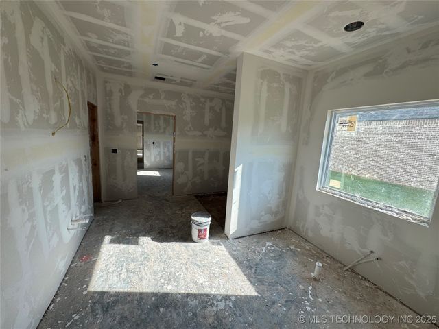5814 E 127th Street S, Bixby, OK 74008