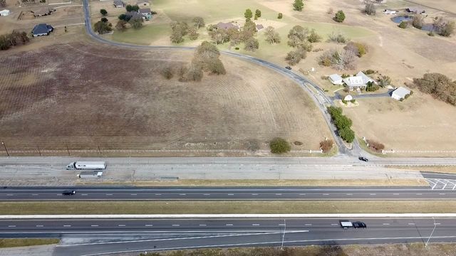 15511 Stallion Lake Boulevard, Lindale, TX 75771